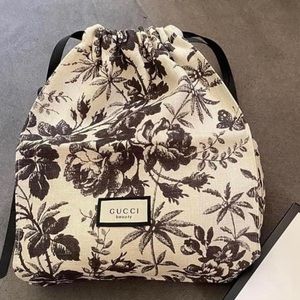 New Gucci💕drawstring cosmetic bag/ pouch